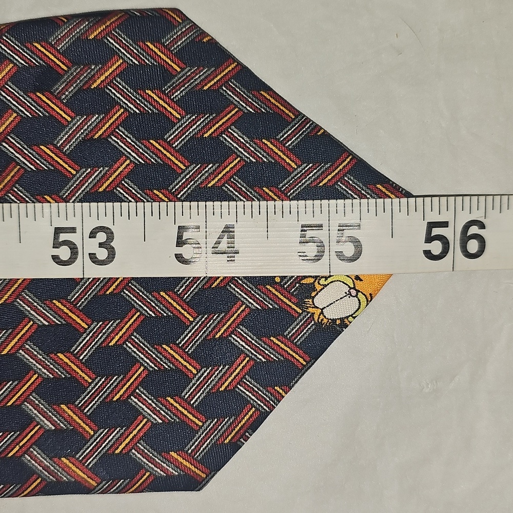Paws Addiction Garfield, Patterned Men's Novelty Necktie Used - Picture 11 of 12
